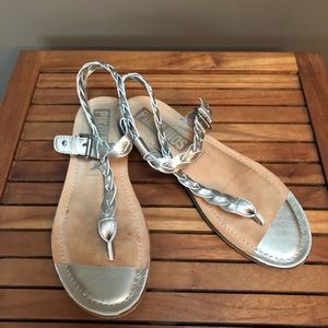 Pikolinos Gold Metallic Sandals